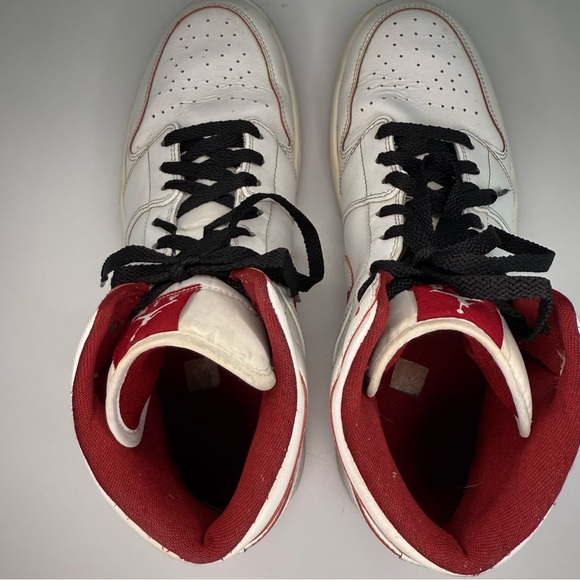 Nike Air Jordan 1 Mid Retro White / Red (554724-103) Mens Size 12 High OG - Picture 3 of 14